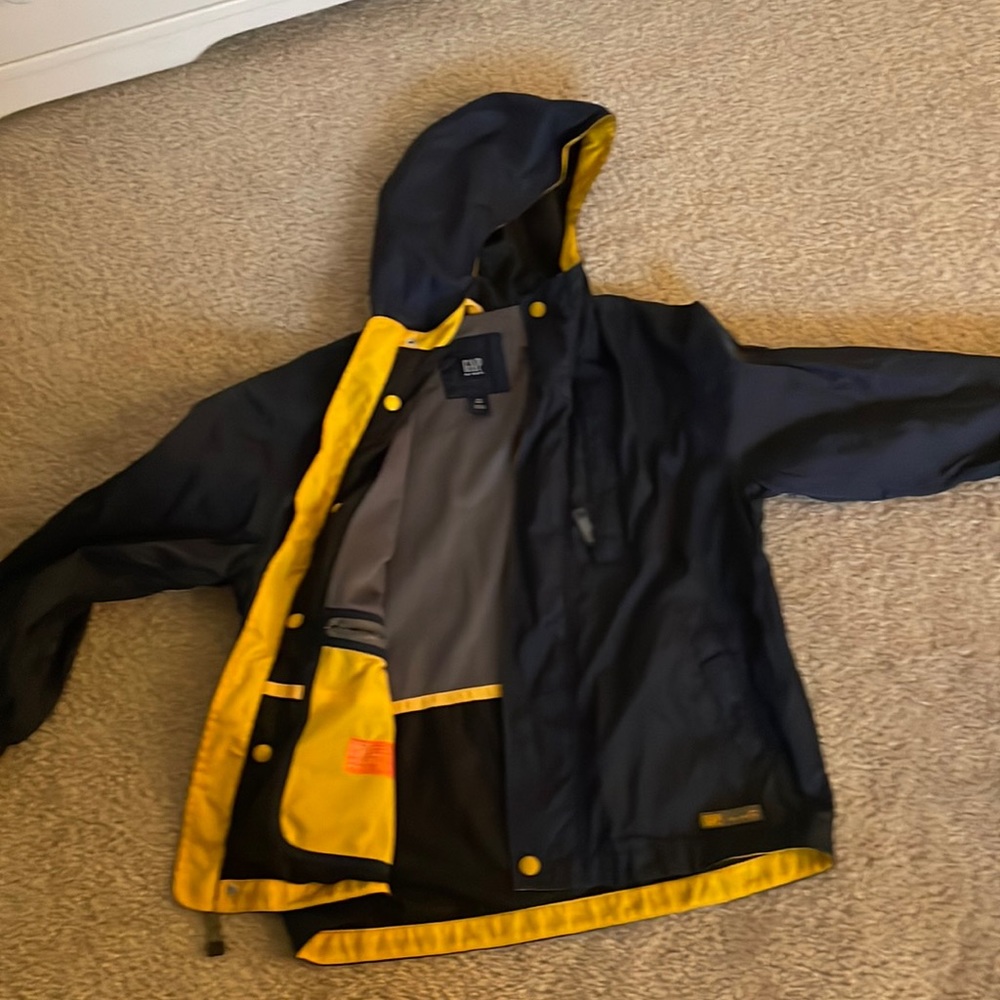 Gap jacket for boys